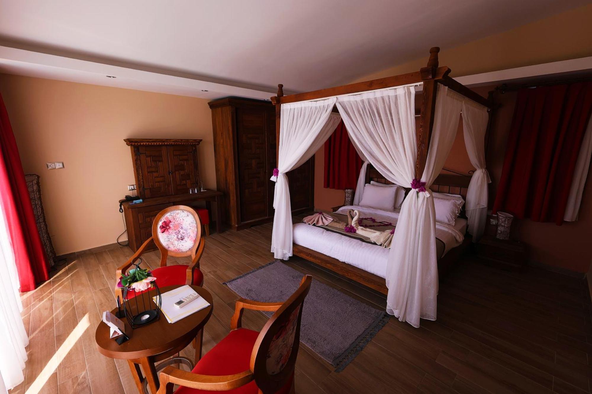 Lissiya Hotel Faralya Exterior photo